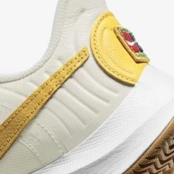 Nike Air Zoom GP Turbo Women's Tennis Shoe (White/Gold) -Boutique Ball Sports Store nikecourt air zoom gp turbo womens hard court tennis shoes mVBZTQ 58855090 940d 43c0 8f51 4f922c2f4f86