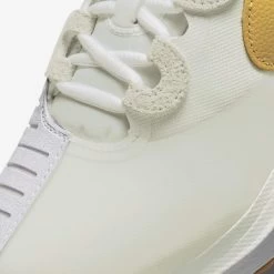 Nike Air Zoom GP Turbo Women's Tennis Shoe (White/Gold) -Boutique Ball Sports Store nikecourt air zoom gp turbo womens hard court tennis shoes mVBZTQ 91543215 7c58 4c7a af9b a1f0624c8155